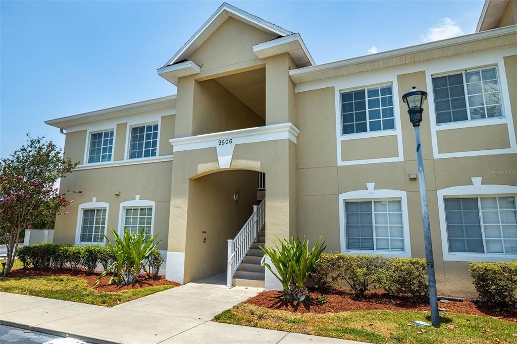 For Rent: $1,700 (3 beds, 2 baths, 1151 Square Feet)