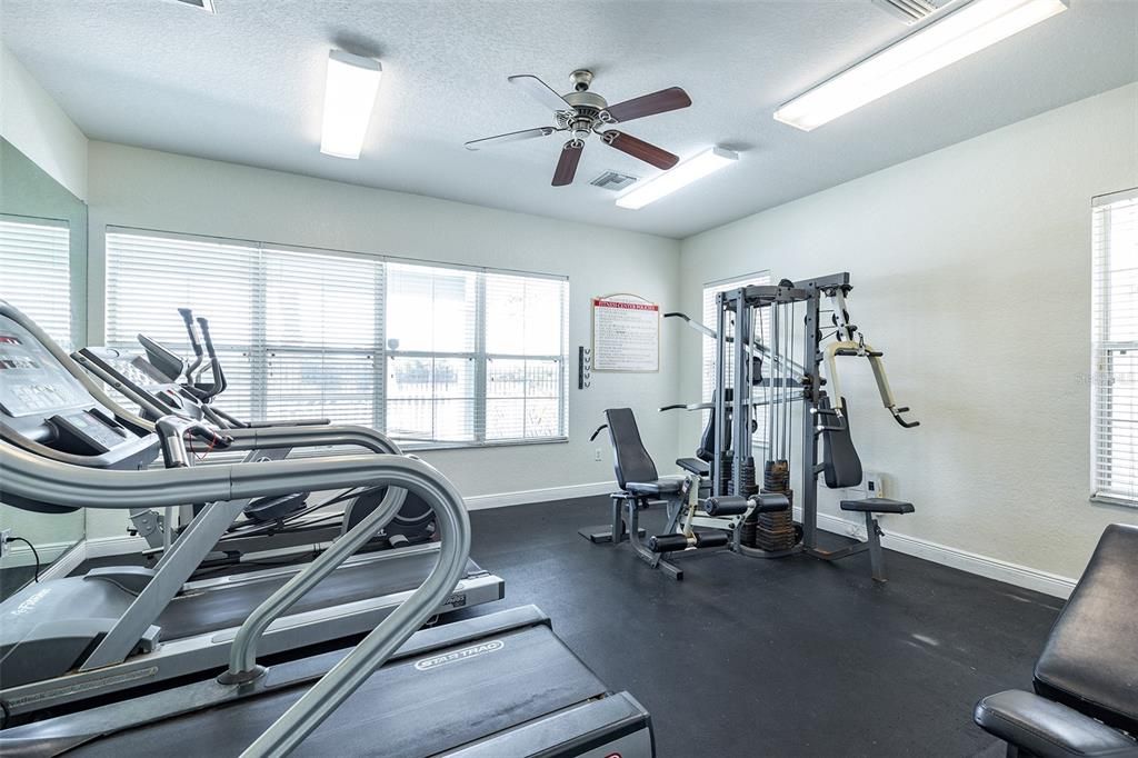 For Rent: $1,700 (3 beds, 2 baths, 1151 Square Feet)