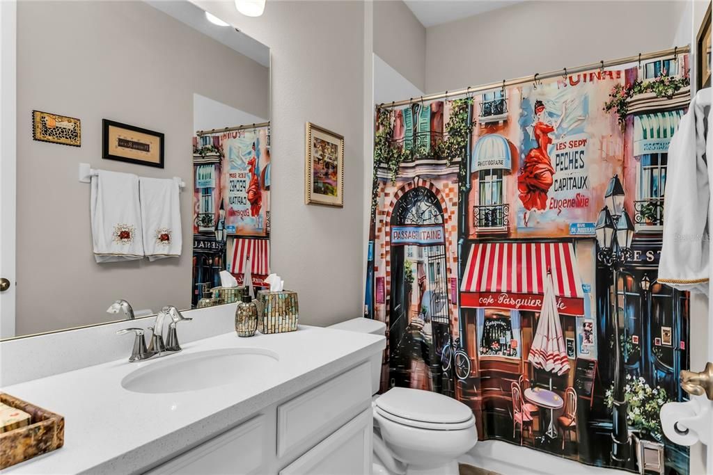 Activo con contrato: $799,900 (4 camas, 3 baños, 2818 Pies cuadrados)
