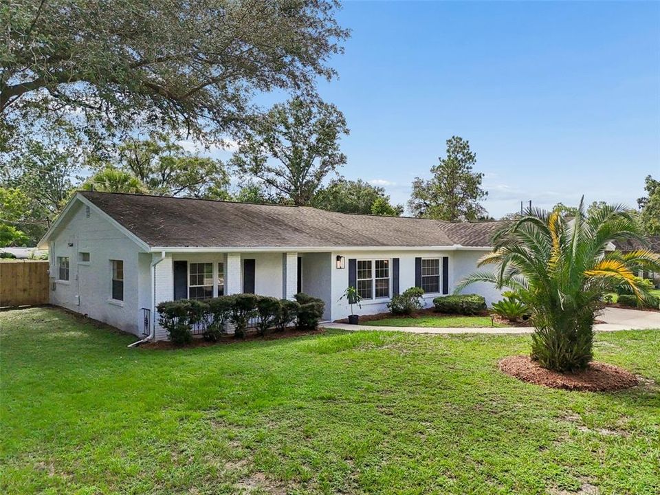 Active With Contract: $455,000 (4 beds, 2 baths, 1957 Square Feet)