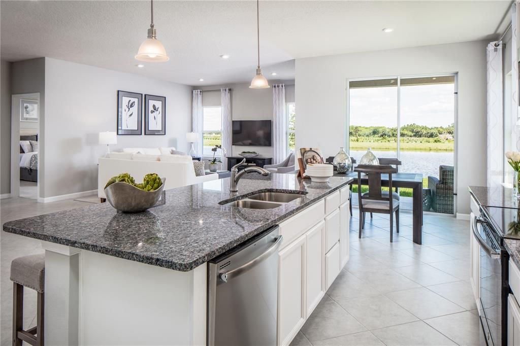 En Venta: $350,165 (4 camas, 2 baños, 2021 Pies cuadrados)