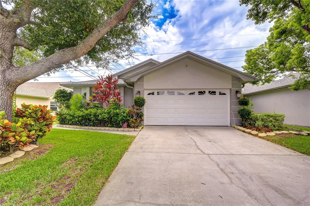 En Venta: $444,900 (3 camas, 2 baños, 1780 Pies cuadrados)
