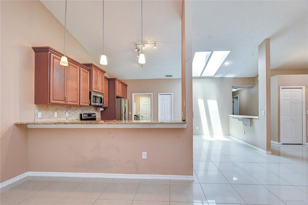 En Venta: $444,900 (3 camas, 2 baños, 1780 Pies cuadrados)