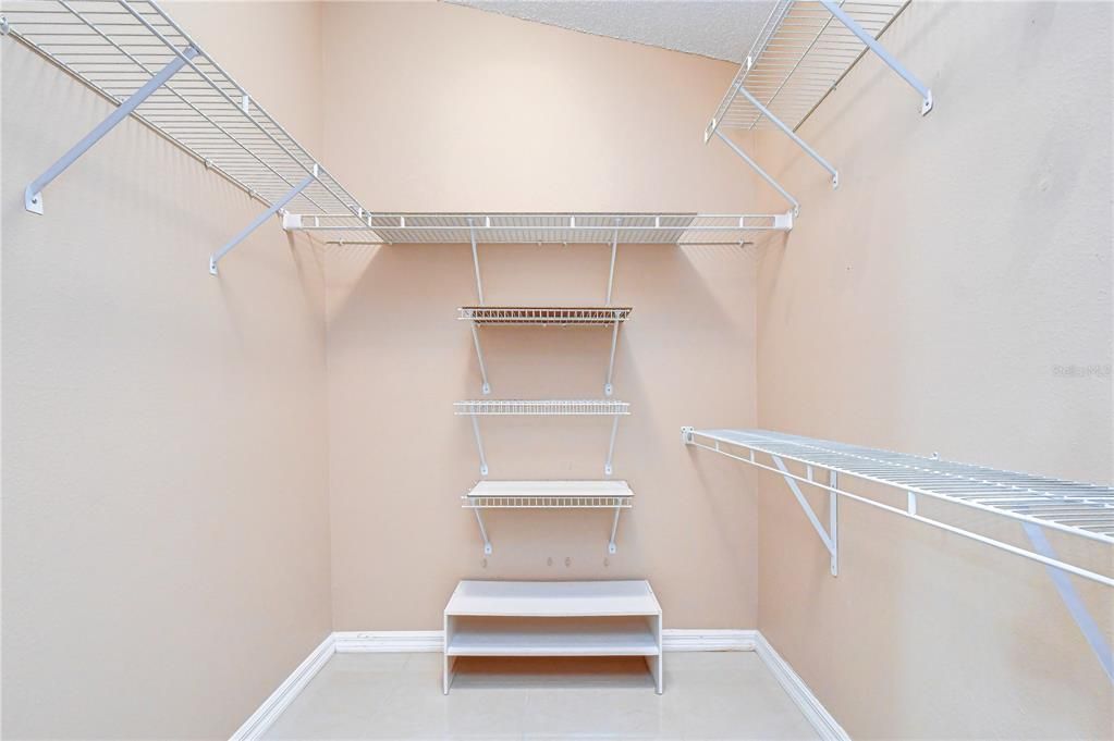 En Venta: $444,900 (3 camas, 2 baños, 1780 Pies cuadrados)