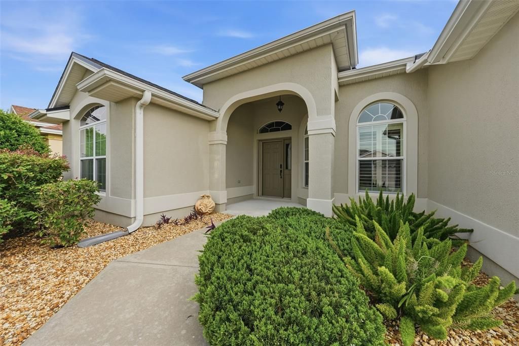 For Sale: $465,000 (3 beds, 2 baths, 1907 Square Feet)