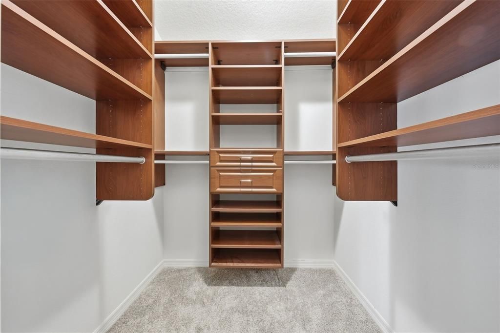 For Sale: $465,000 (3 beds, 2 baths, 1907 Square Feet)