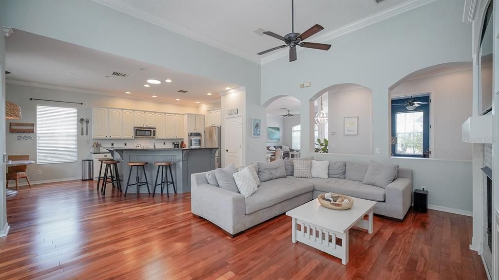 For Sale: $799,000 (3 beds, 2 baths, 2478 Square Feet)
