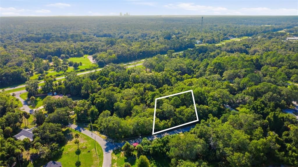 待售: $20,000 (0.39 acres)
