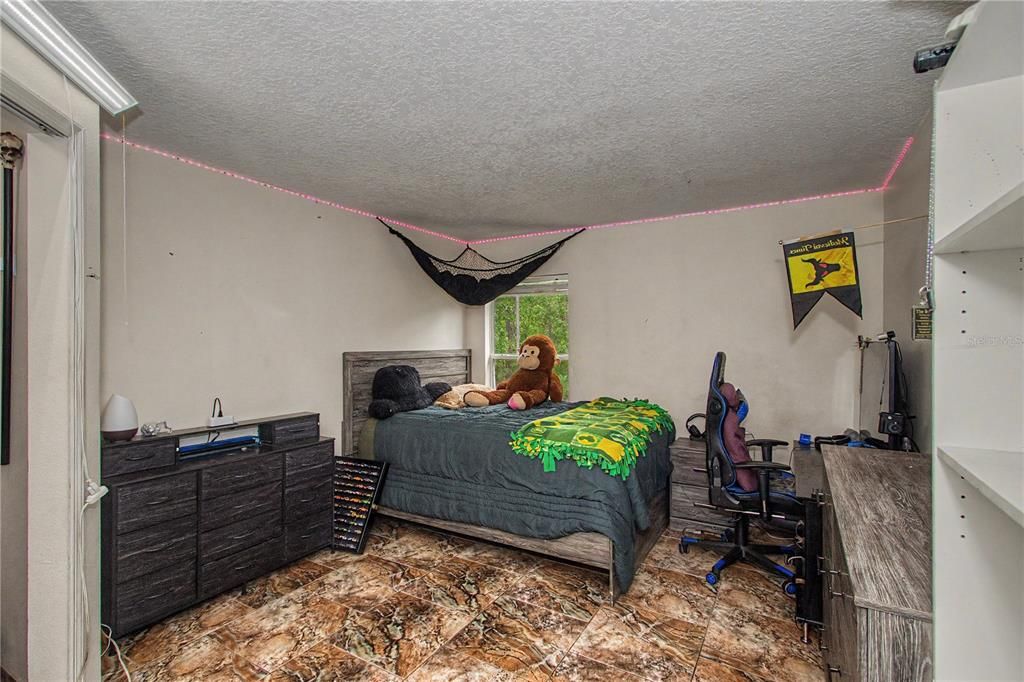 For Sale: $285,000 (4 beds, 2 baths, 2195 Square Feet)