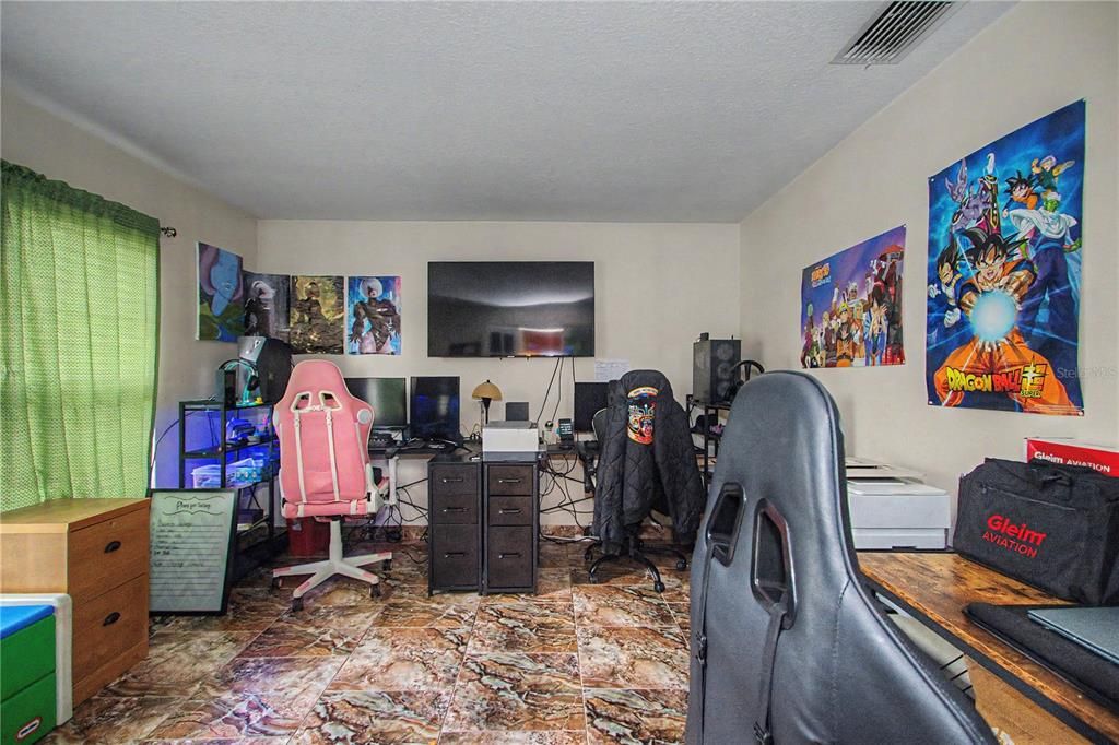 For Sale: $285,000 (4 beds, 2 baths, 2195 Square Feet)