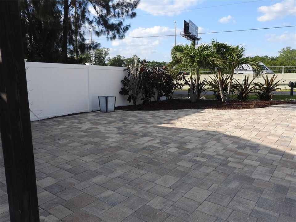 For Sale: $479,900 (3 beds, 2 baths, 1880 Square Feet)