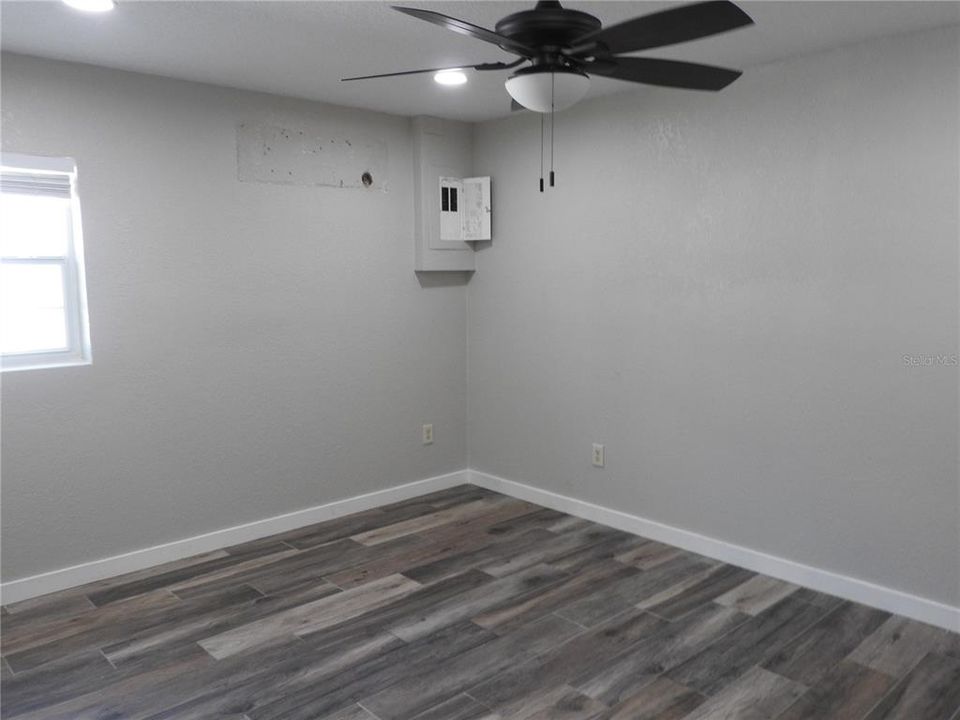 For Sale: $479,900 (3 beds, 2 baths, 1880 Square Feet)