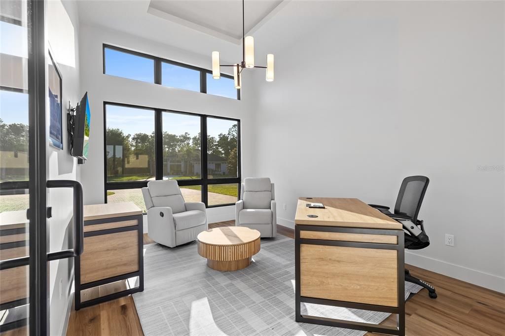 For Sale: $1,400,000 (3 beds, 3 baths, 2600 Square Feet)