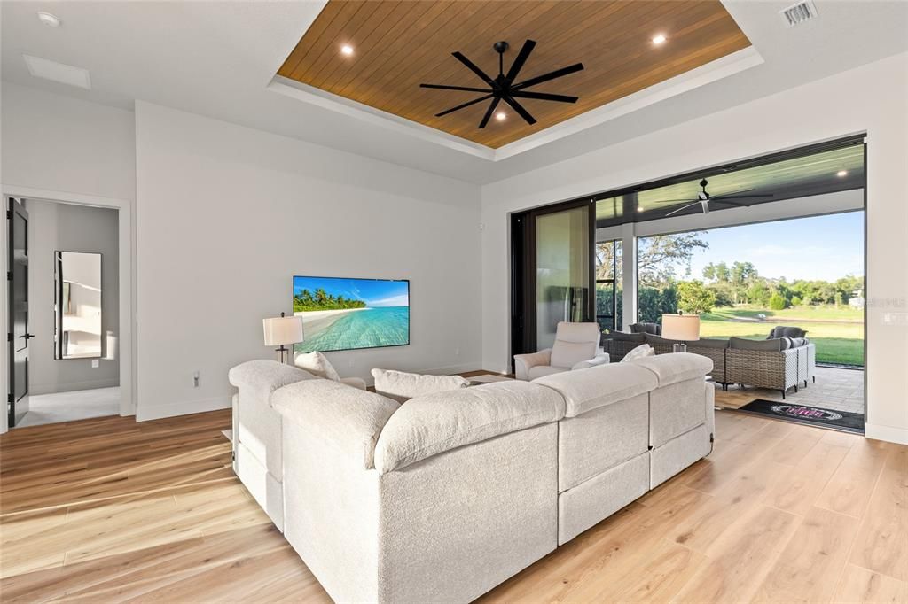 For Sale: $1,400,000 (3 beds, 3 baths, 2600 Square Feet)