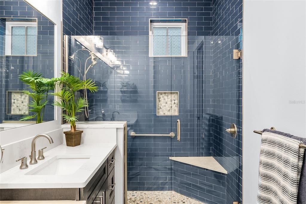 En Venta: $1,250,000 (5 camas, 4 baños, 3112 Pies cuadrados)