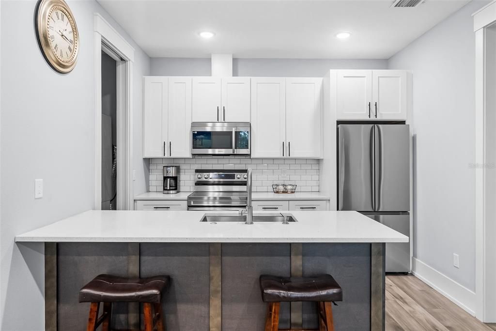 En Venta: $1,250,000 (5 camas, 4 baños, 3112 Pies cuadrados)