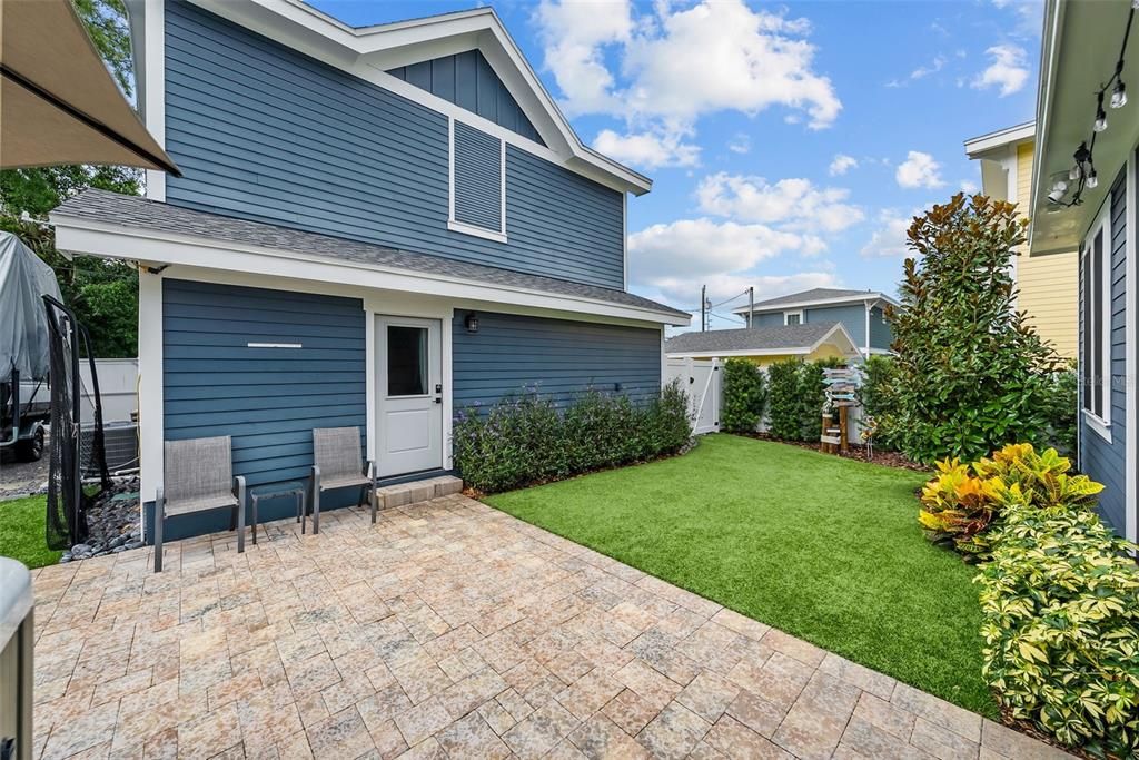 En Venta: $1,250,000 (5 camas, 4 baños, 3112 Pies cuadrados)