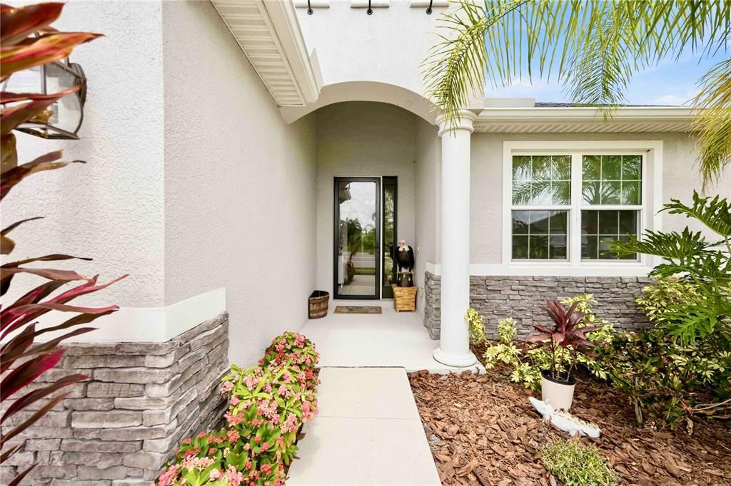 For Sale: $625,000 (3 beds, 2 baths, 2219 Square Feet)
