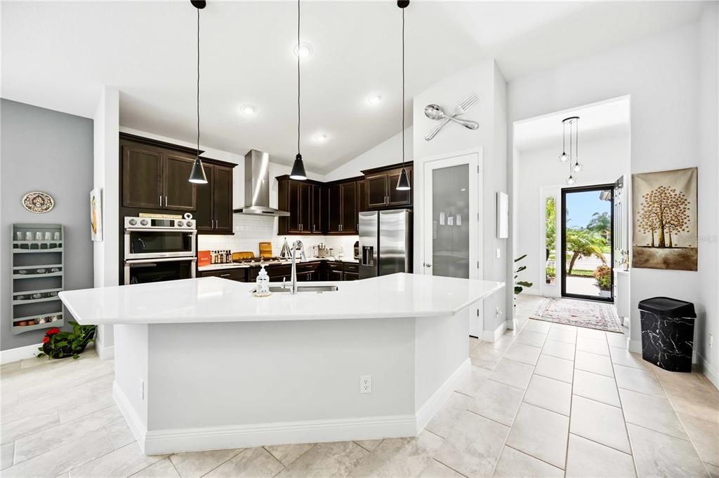 For Sale: $625,000 (3 beds, 2 baths, 2219 Square Feet)