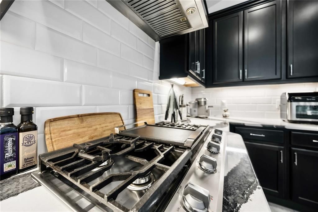 For Sale: $625,000 (3 beds, 2 baths, 2219 Square Feet)
