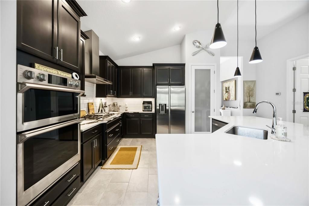 For Sale: $625,000 (3 beds, 2 baths, 2219 Square Feet)