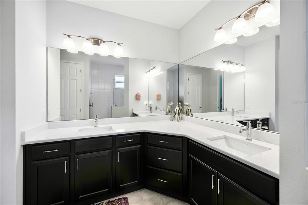 For Sale: $625,000 (3 beds, 2 baths, 2219 Square Feet)