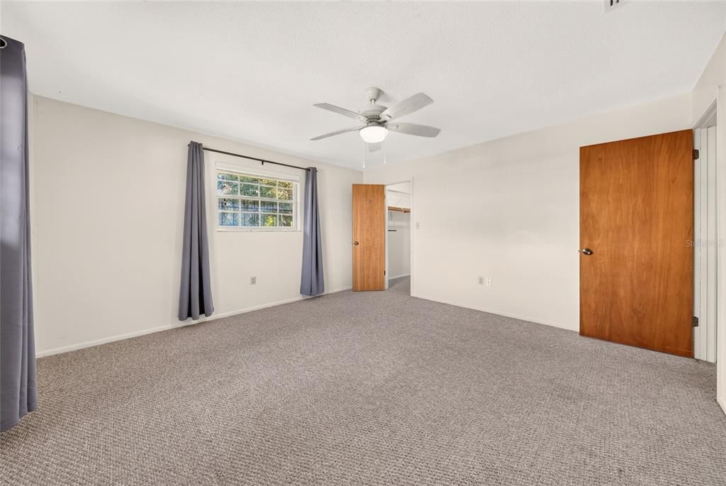Active With Contract: $319,000 (3 beds, 2 baths, 2082 Square Feet)
