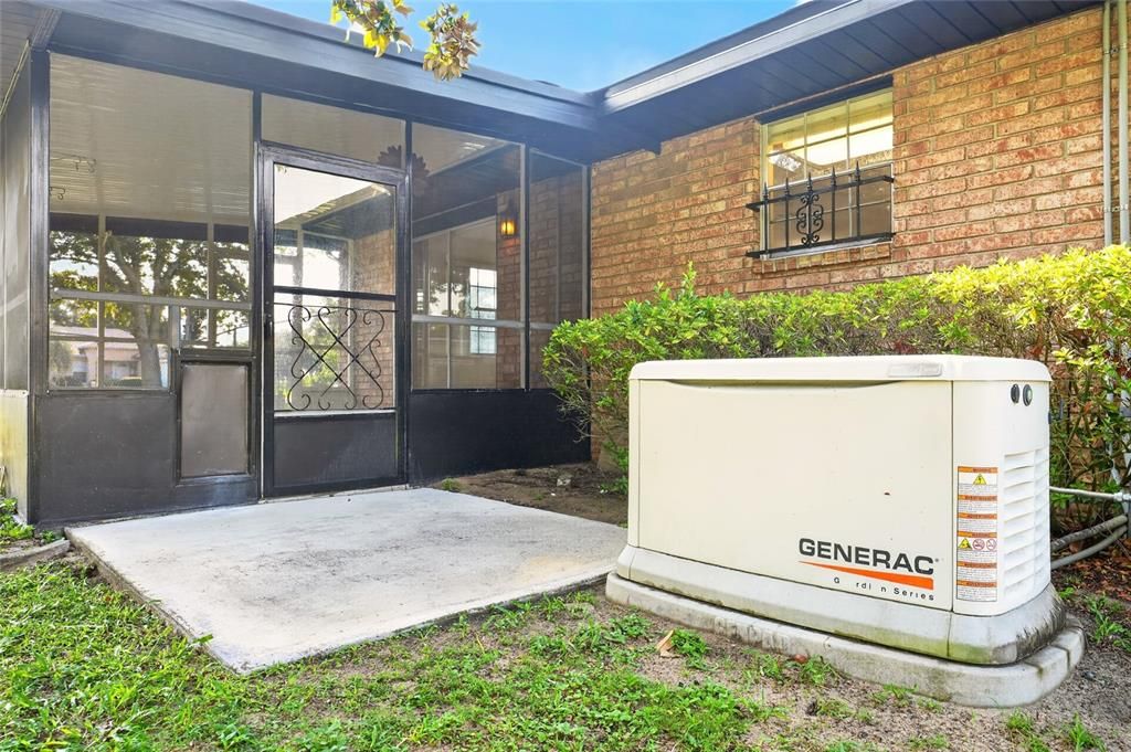 Active With Contract: $319,000 (3 beds, 2 baths, 2082 Square Feet)