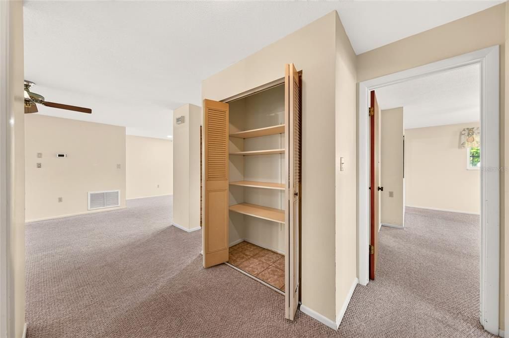 Active With Contract: $319,000 (3 beds, 2 baths, 2082 Square Feet)