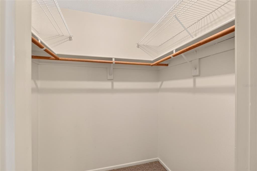 Active With Contract: $319,000 (3 beds, 2 baths, 2082 Square Feet)