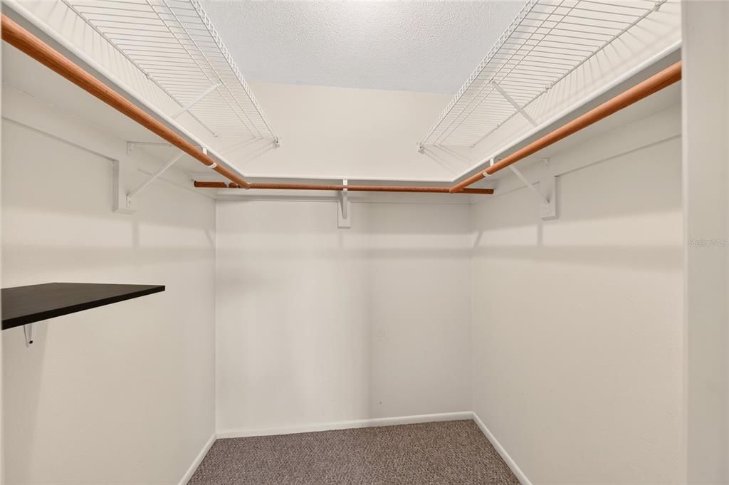 Active With Contract: $319,000 (3 beds, 2 baths, 2082 Square Feet)