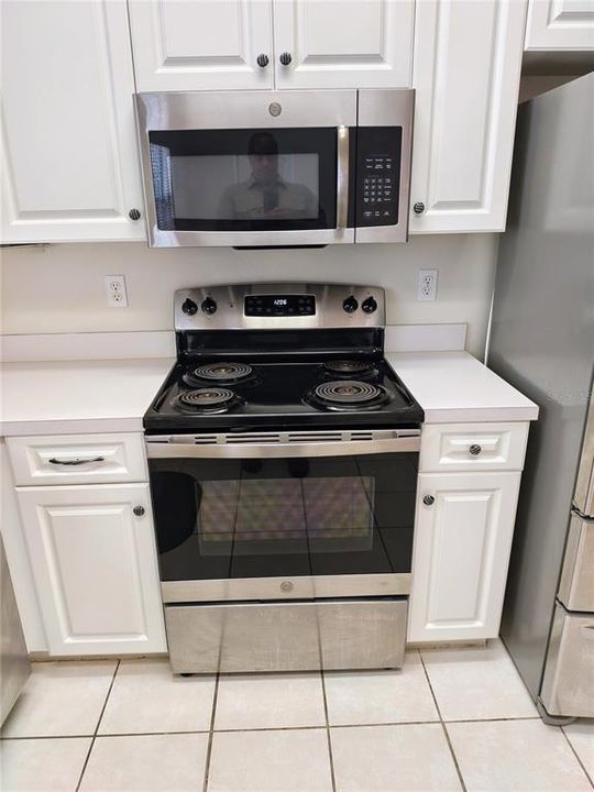 For Sale: $264,500 (3 beds, 2 baths, 1380 Square Feet)