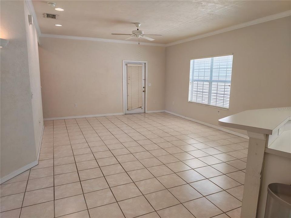 For Sale: $264,500 (3 beds, 2 baths, 1380 Square Feet)