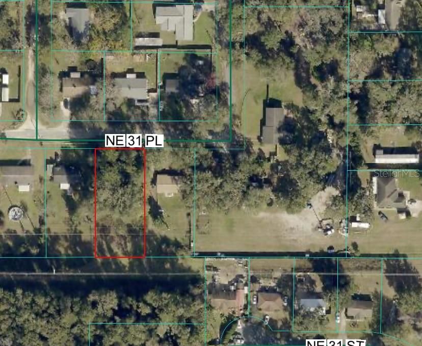 На продажу: $34,900 (0.31 acres)