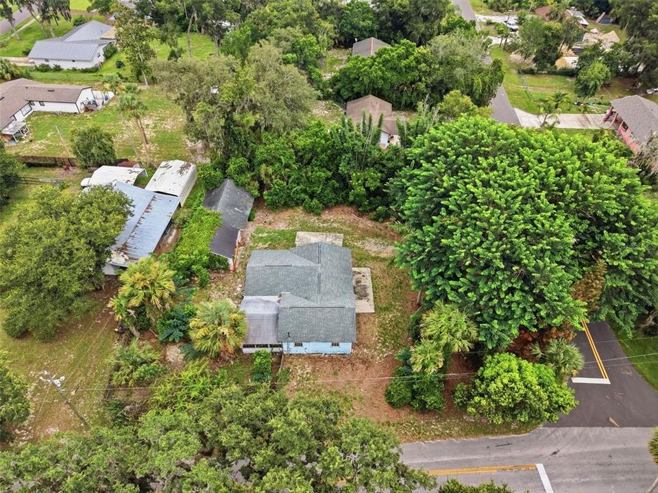 For Sale: $125,000 (2 beds, 1 baths, 1242 Square Feet)