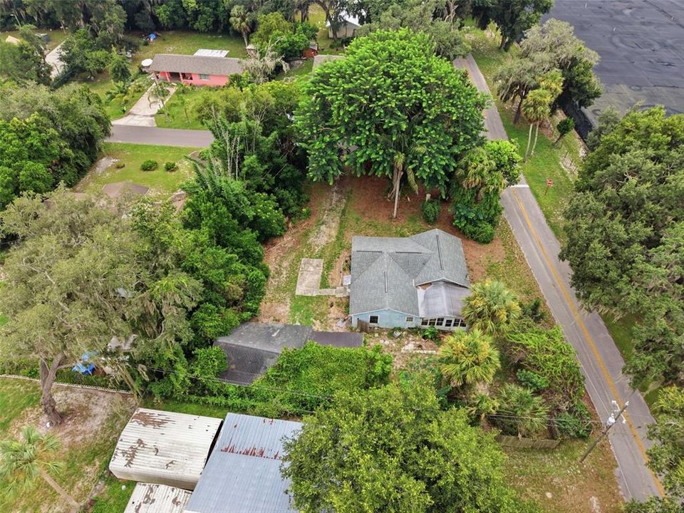 For Sale: $125,000 (2 beds, 1 baths, 1242 Square Feet)