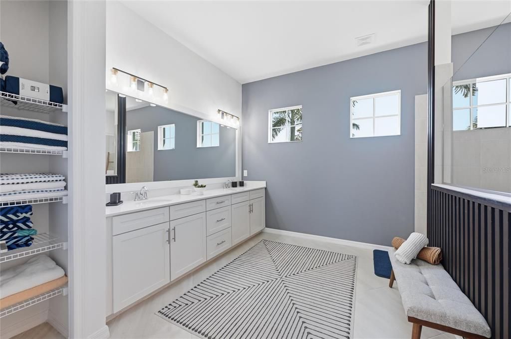 For Rent: $6,000 (3 beds, 3 baths, 2650 Square Feet)