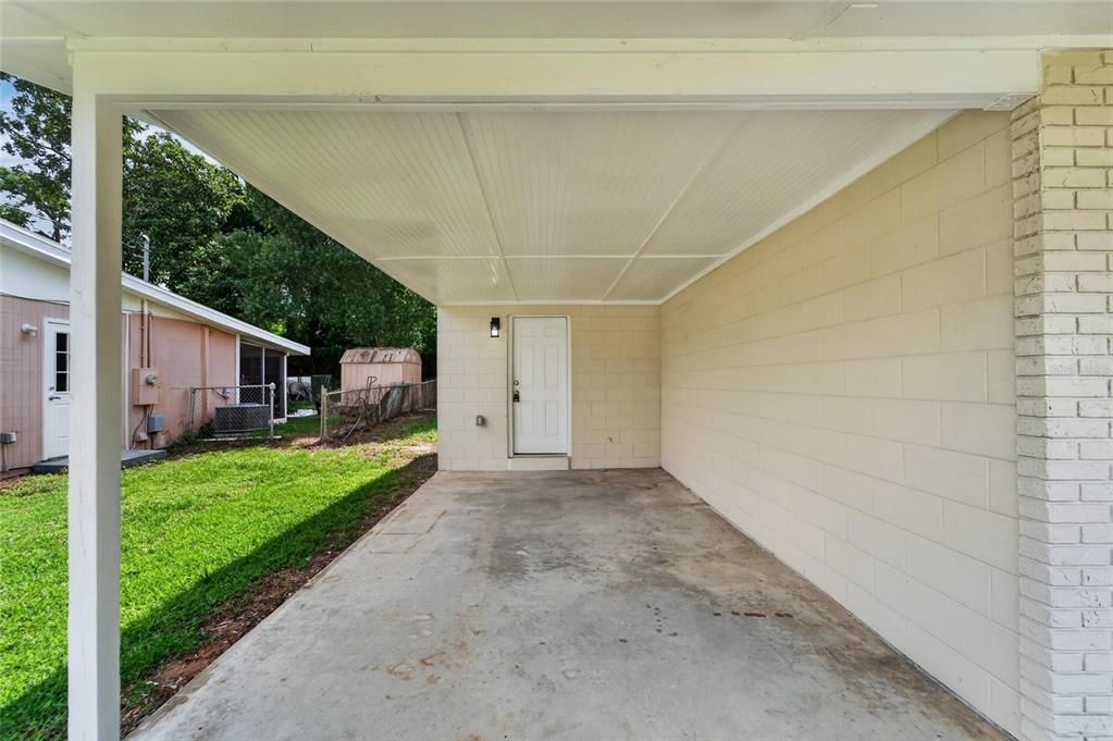 For Sale: $325,000 (3 beds, 2 baths, 1152 Square Feet)
