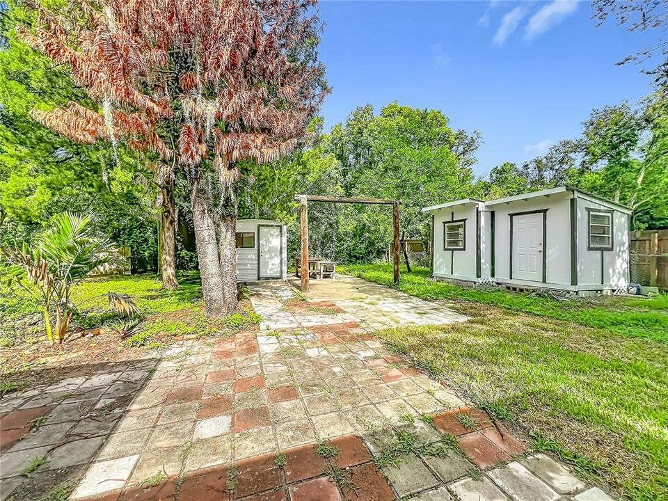 На продажу: $380,000 (4 спален, 2 ванн, 1596 Квадратных фут)