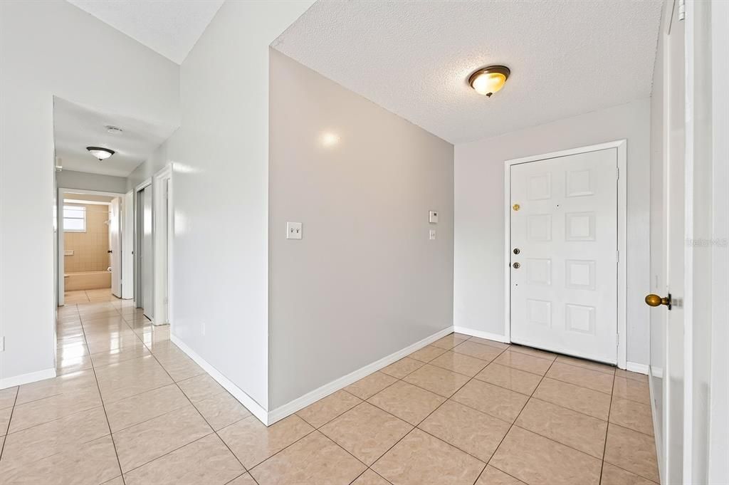 For Sale: $369,900 (3 beds, 2 baths, 1514 Square Feet)