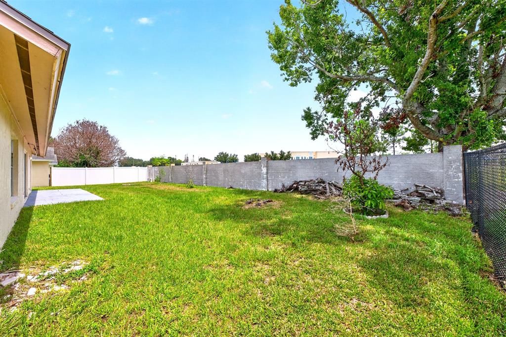 For Sale: $369,900 (3 beds, 2 baths, 1514 Square Feet)