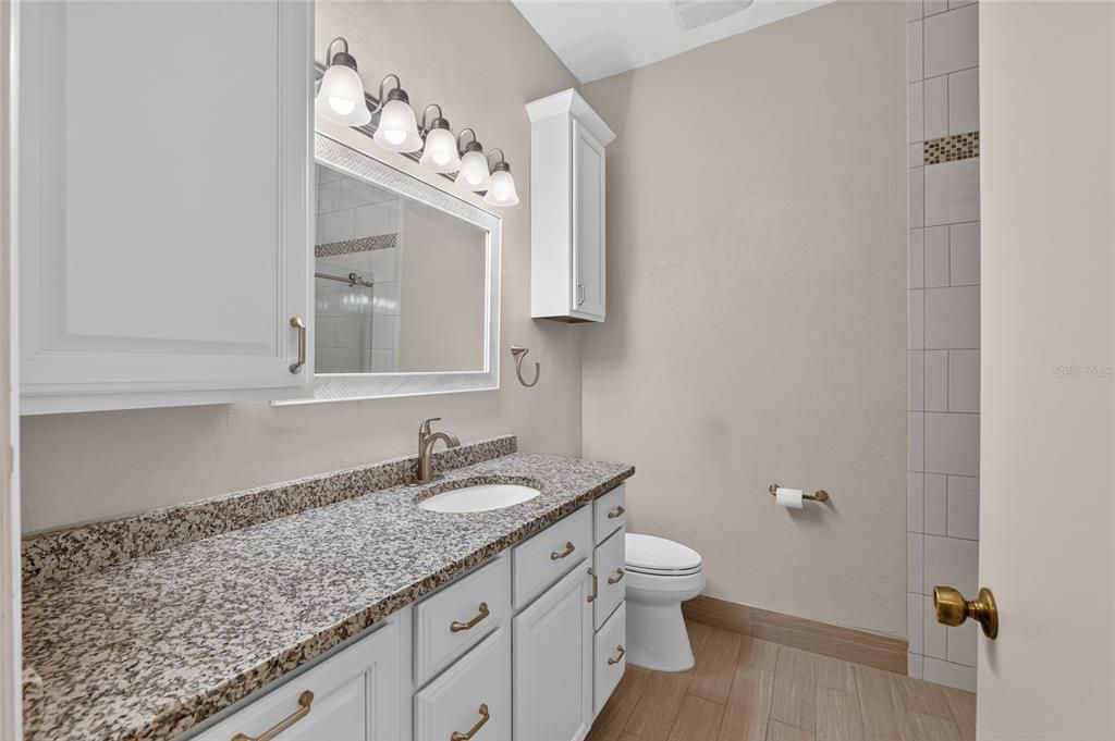 For Sale: $269,900 (2 beds, 2 baths, 1394 Square Feet)