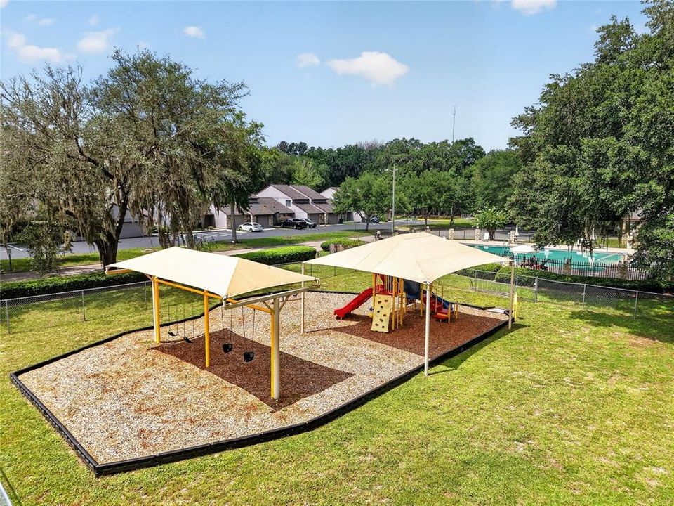 For Sale: $269,900 (2 beds, 2 baths, 1394 Square Feet)