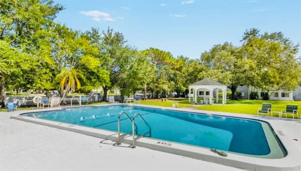 Active With Contract: $116,900 (1 beds, 1 baths, 780 Square Feet)