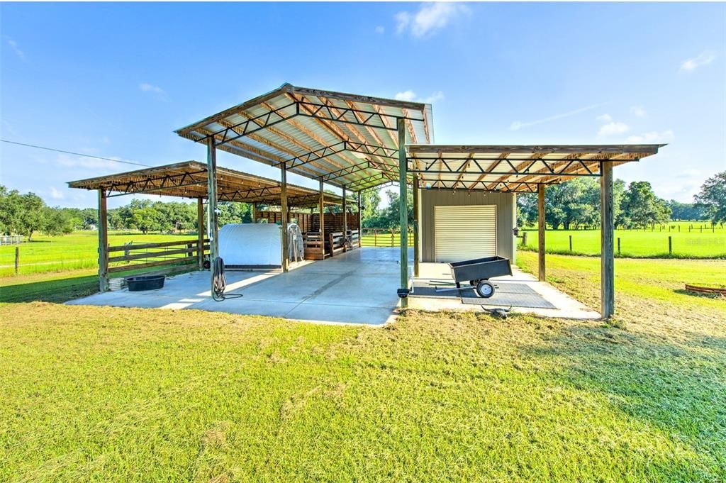 For Sale: $569,000 (3 beds, 2 baths, 1652 Square Feet)