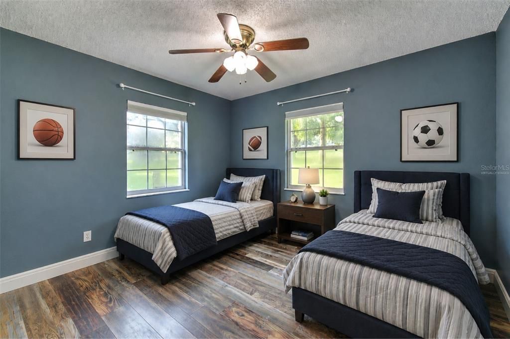For Sale: $569,000 (3 beds, 2 baths, 1652 Square Feet)