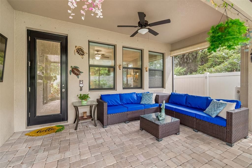 En Venta: $499,900 (5 camas, 3 baños, 3914 Pies cuadrados)