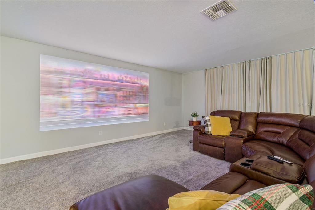 En Venta: $499,900 (5 camas, 3 baños, 3914 Pies cuadrados)