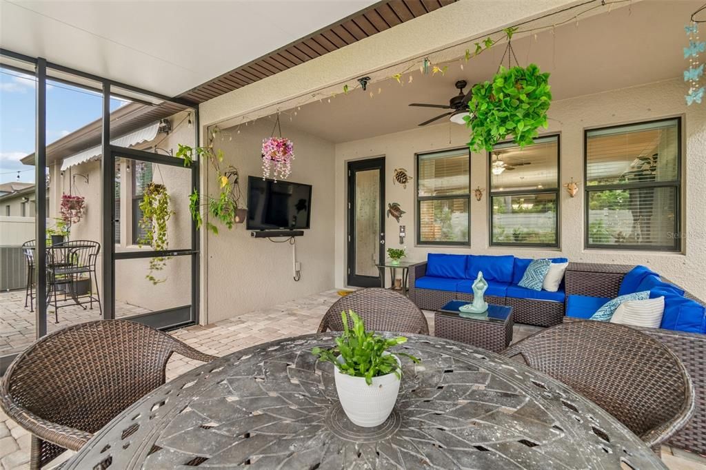 En Venta: $499,900 (5 camas, 3 baños, 3914 Pies cuadrados)