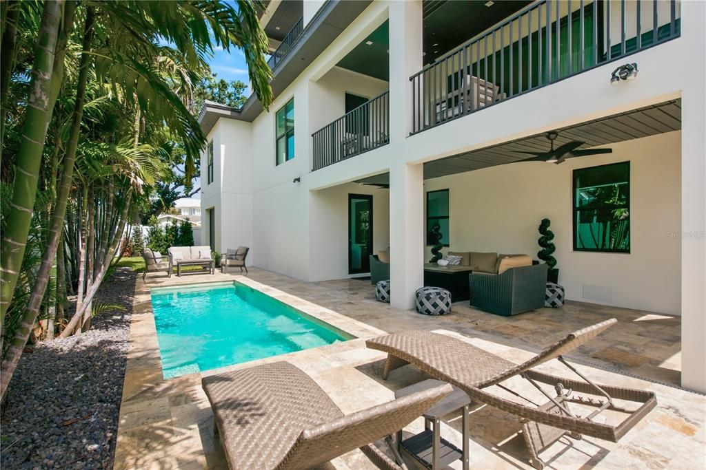 En Venta: $3,990,000 (5 camas, 4 baños, 4910 Pies cuadrados)